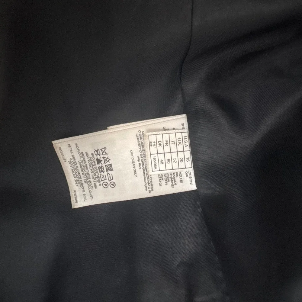 Brooks Brothers pit 22